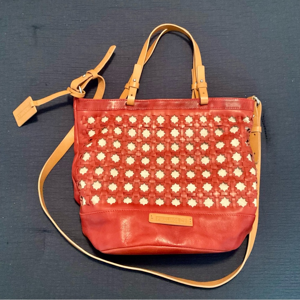 Pinkolinos bucket bag
